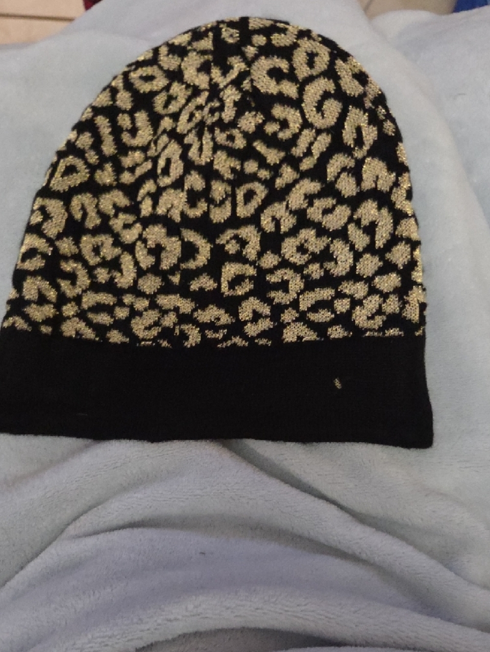 Michael Kors Black and Gold Leopard Knit Hat - Picture 4 of 6